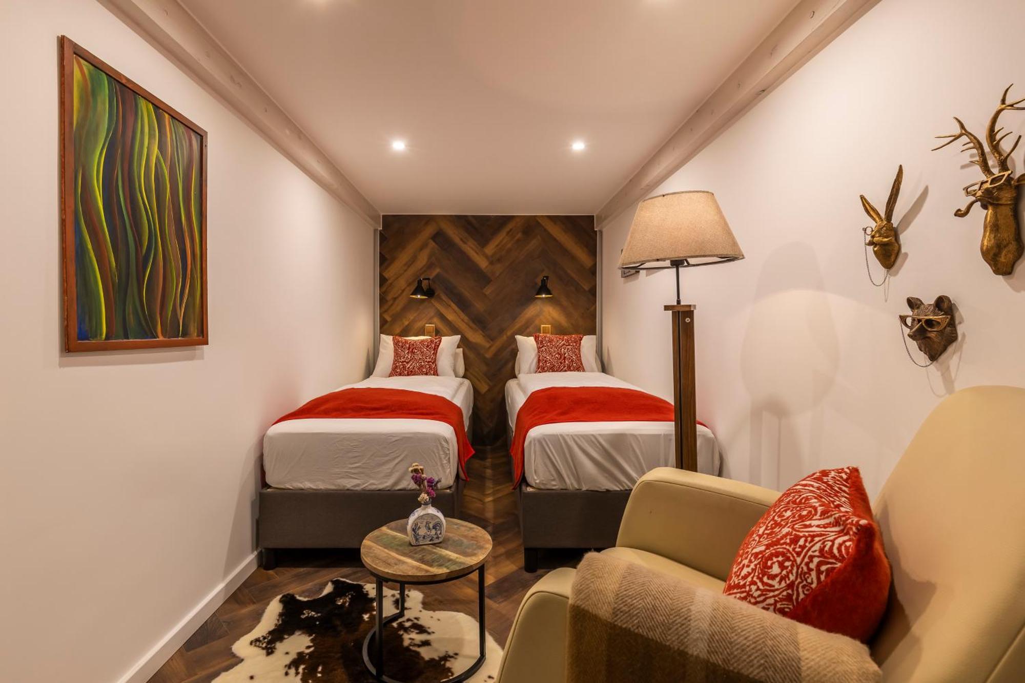 Palace District Luxury Apartment *